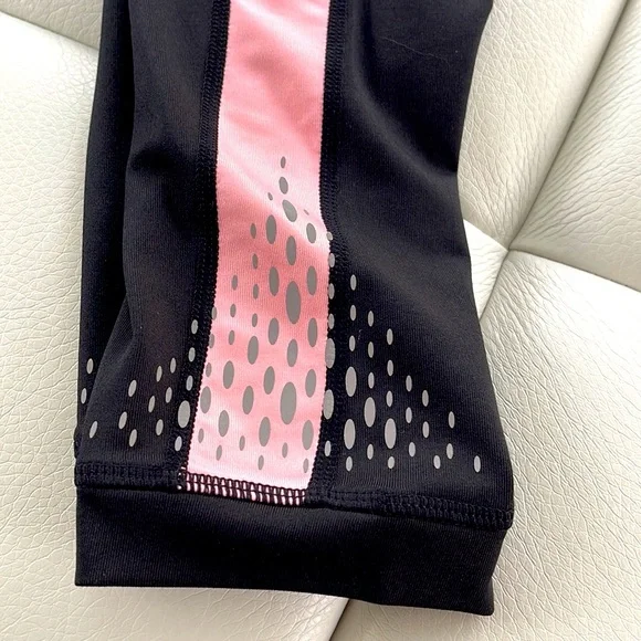 Mid-shin length Just Cleave black leggings. Size 4. - Picture 5 of 8